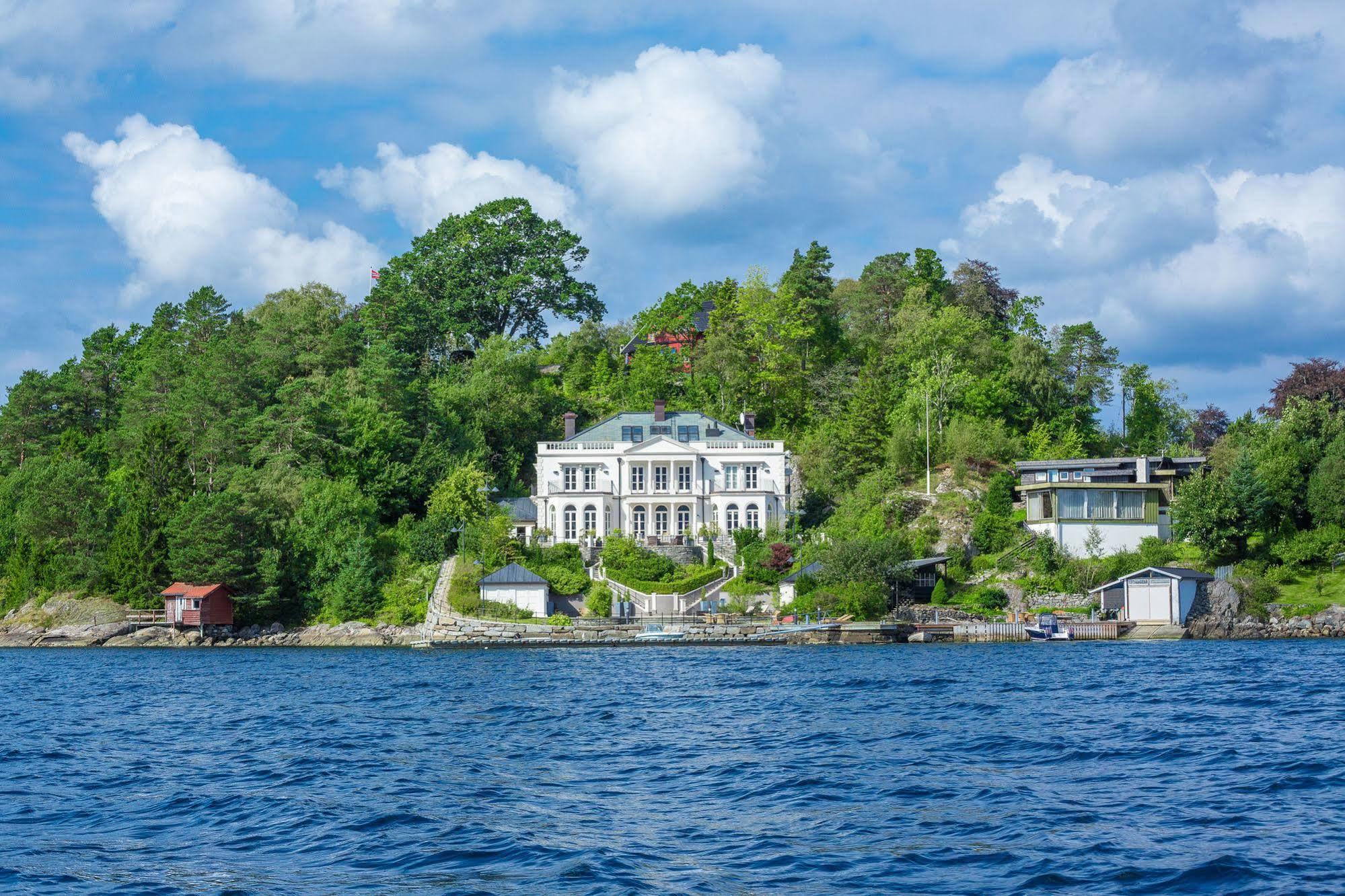 Villa Charlotte Bergen Exterior photo